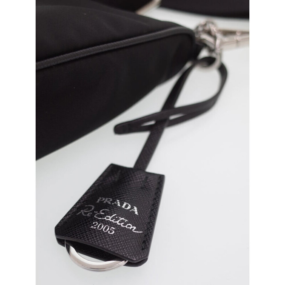 Prada Saffiano Shoulder ReEdition Leather Chain Bag 2005 - Picture 5 of 9